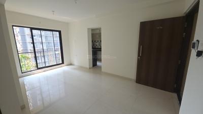Living Room Image of 650 Sq.ft 2 BHK Apartment / Flat for rent in Puneet Shivalaya, Vikhroli East Mumbai for Rs. 46500