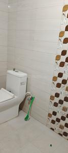 Bathroom Image of 1400 Sq.ft 3 BHK Builder Floor for rent in Hinoo Ranchi for Rs. 16000