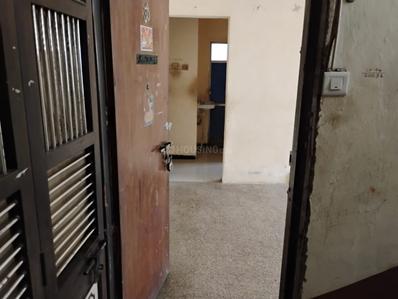 Image of 500 Sq.ft 1 BHK Apartment / Flat for rent in Dahisar East, Mumbai for Rs. 23000