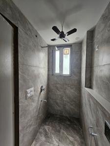 Bathroom Image of 1000 Sq.ft 3 BHK Apartment / Flat for sale in Laxmi Nagar New Delhi for Rs. 13000000