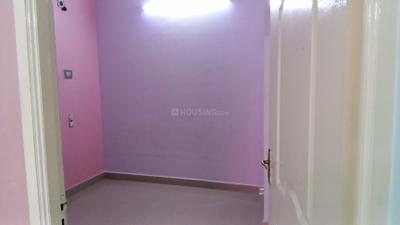 Bedroom Image of 500 Sq.ft 2 BHK Independent House for rent in Maduravoyal Chennai for Rs. 14000