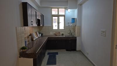 Kitchen Image of 1260 Sq.ft 2 BHK Apartment / Flat for sale in Bulland Heights, Crossings Republik Ghaziabad for Rs. 7800000