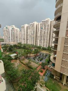 Image of 1250 Sq.ft 2 BHK Apartment / Flat for sale in Mahagun Moderne, Sector 78, Noida for Rs. 17500000