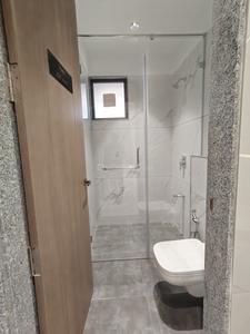 Bathroom Image of 1700 Sq.ft 3.5 BHK Apartment / Flat for sale in Ved Courtyard Platinum, Bhayli Vadodara for Rs. 10000000