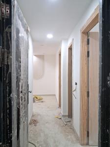 Main Entrance Image of 1900 Sq.ft 4 BHK Apartment / Flat for sale in Sector 104 Noida for Rs. 10000000