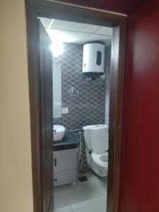 Bathroom Image of 1150 Sq.ft 2 BHK Apartment / Flat for rent in Expressview Apartments, Sector 93 Noida for Rs. 33000