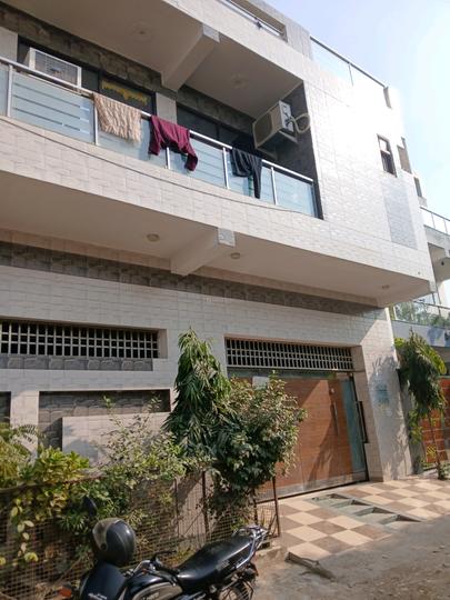 New palam vihar Building View 1