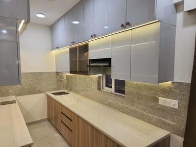 Kitchen Image of 1050 Sq.ft 2 BHK Builder Floor for rent in Signature Global City 37D 1, Sector 37D Gurgaon for Rs. 28200