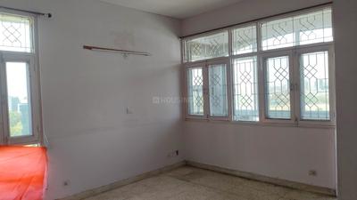 Bedroom Image of 1700 Sq.ft 3 BHK Apartment / Flat for sale in Swaraj Homes Overseas Towers, Sector 62 Noida for Rs. 17500000