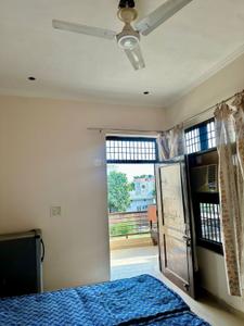 Bedroom Image of 1200 Sq.ft 3 BHK Builder Floor for rent in  G T B Nagar, Kharar Mohali for Rs. 17000