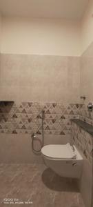 Bathroom Image of 1000 Sq.ft 2 BHK Apartment / Flat for rent in Mahmoorganj Varanasi for Rs. 22000