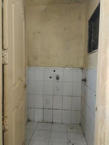 Common Bathroom Two Image of 370 Sq.ft 1 BHK Apartment / Flat for sale in Saptarshi Towers, Kandivali West Mumbai for Rs. 7200000