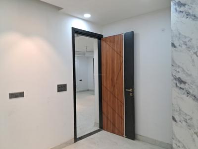 Bedroom Image of 1610 Sq.ft 3 BHK Apartment / Flat for sale in Vantara Vista Heights by Vantara Builders And Promotors, Sector 102 Noida for Rs. 9000000