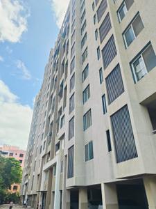 Image of 1380 Sq.ft 2 BHK Apartment / Flat for sale in GKG The Kings Way A1 A2 And A3, Ghorpadi, Pune for Rs. 12500000