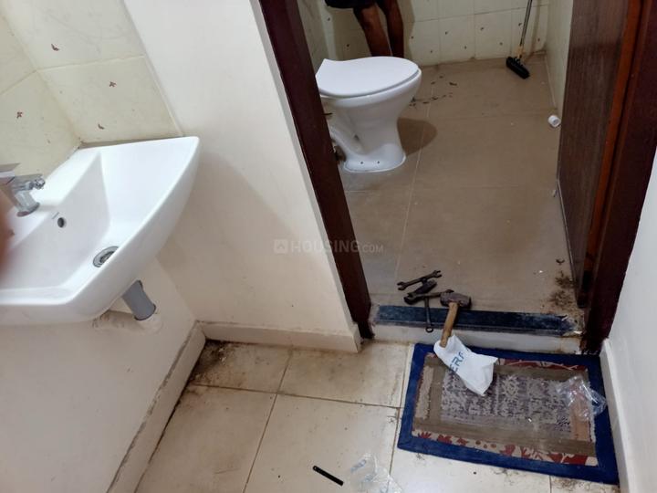 Aduvathuruthu Bathroom 1