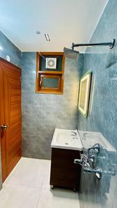 Bathroom Image of 900 Sq.ft 2 BHK Apartment / Flat for sale in Kharar Mohali for Rs. 5500000