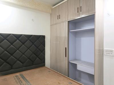 Bedroom Image of 1000 Sq.ft 2 BHK Builder Floor for sale in Indirapuram Ghaziabad for Rs. 7000000