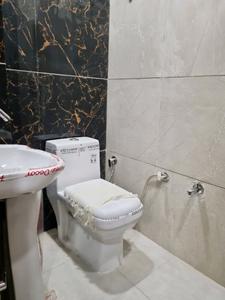 Bedroom Two Image of 800 Sq.ft 3 BHK Apartment / Flat for sale in Hans Builders Floor, Razapur Khurd New Delhi for Rs. 4650000