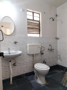 Common Bathroom Image of 1060 Sq.ft 2 BHK Apartment / Flat for rent in Unnati Dham, Kondhwa Budruk Pune for Rs. 23000