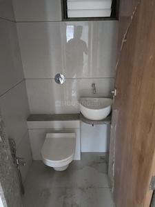Bathroom Image of 1750 Sq.ft 3 BHK Apartment / Flat for sale in Sthapatya Bliss, Shilaj Ahmedabad for Rs. 9200000