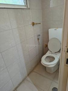 Bathroom Image of 1600 Sq.ft 3.5 BHK Apartment / Flat for sale in Sangamvadi Pune for Rs. 36000000