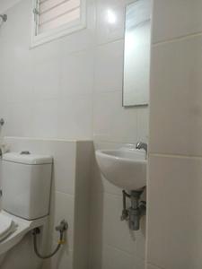 Common Bathroom Two Image of 1950 Sq.ft 3 BHK Apartment / Flat for rent in G Corp The Icon North Tower F, Thanisandra Bengaluru for Rs. 70000