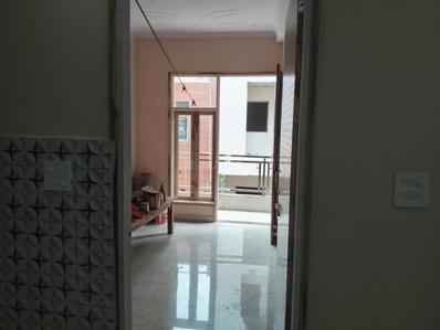 Hall Image of 650 Sq.ft 2 BHK Builder Floor for rent in Preet Vihar New Delhi for Rs. 15000