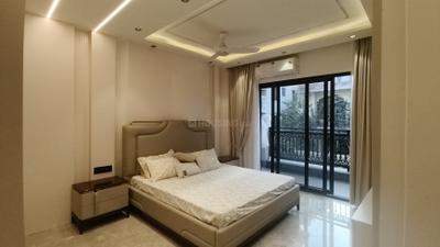 Bedroom Image of 2550 Sq.ft 5 BHK Builder Floor for sale in Indirapuram Ghaziabad for Rs. 36000000