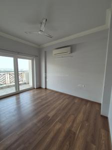 Bedroom Image of 1530 Sq.ft 3 BHK Apartment / Flat for sale in Central Park Aqua Front Towers, Sector 33 Sohna for Rs. 35200000