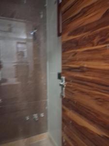 Bedroom Three Image of 1450 Sq.ft 4 BHK Apartment / Flat for sale in JMD Siddhi Vinayak, Sector 73 Noida for Rs. 8250000