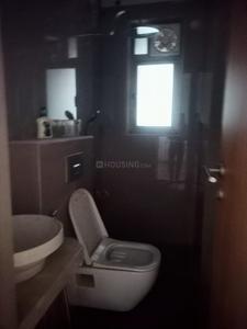 Bathroom Image of 800 Sq.ft 2 BHK Apartment / Flat for sale in Sahaj Anvaya, Matunga East Mumbai for Rs. 33000000