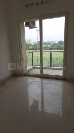 Pyramid Imperial Estate Main Image 1