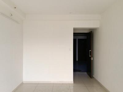 Living Room Image of 750 Sq.ft 2 BHK Apartment / Flat for sale in Mulund West Mumbai for Rs. 16000000