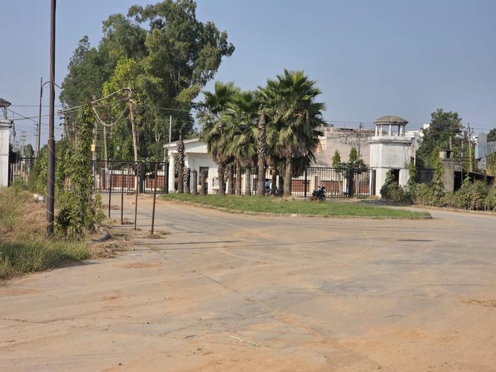 ATS Golf Meadows Lifestyle Main Image 1