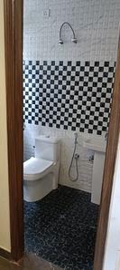 Bathroom Image of 1250 Sq.ft 2 BHK Builder Floor for sale in GMS Road Dehradun for Rs. 6000000