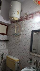 Bathroom Image of 800 Sq.ft 2 BHK Apartment / Flat for rent in Hari Nagar New Delhi for Rs. 35000