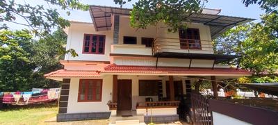 Image of 2200 Sq.ft 4.5 BHK Independent House for sale in Kalpetta, Wayanad for Rs. 6800000