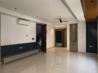 Living Room Image of 1850 Sq.ft 4 BHK Builder Floor for sale in Kaushambi Ghaziabad for Rs. 23500000
