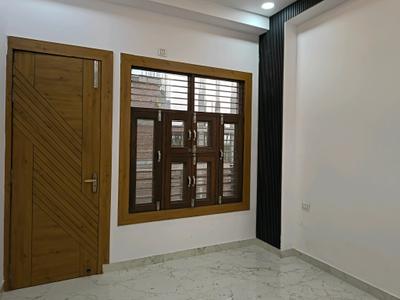 Bedroom Image of 1650 Sq.ft 3 BHK Apartment / Flat for sale in Lal Kuan Ghaziabad for Rs. 6565000