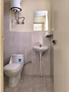 Bedroom One Image of 750 Sq.ft 3 BHK Apartment / Flat for rent in Pyramid Infinity, Sector 70 Gurgaon for Rs. 26500