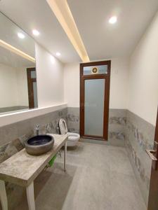 Kitchen Image of 4600 Sq.ft 4 BHK Apartment / Flat for rent in Green Park Extension New Delhi for Rs. 350000
