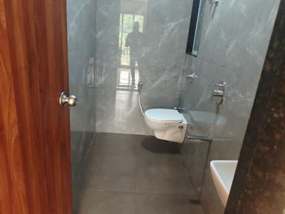 Bathroom Image of 650 Sq.ft 1 BHK Apartment / Flat for sale in Emperia Hill Creast, Panvel Navi Mumbai for Rs. 4200000