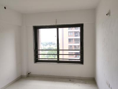 Bedroom Image of 1200 Sq.ft 2 BHK Apartment / Flat for rent in Pacifica Reflections, Vaishno Devi Circle Ahmedabad for Rs. 24000