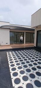 Balcony Image of 2100 Sq.ft 3 BHK Builder Floor for sale in Defence Colony New Delhi for Rs. 120000000