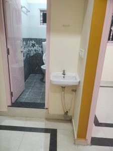 Image of 800 Sq.ft 2 BHK Independent House for rent in Halasuru, Bengaluru for Rs. 30000