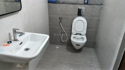 Image of 1750 Sq.ft 3 BHK Apartment / Flat for rent in Uppal, Hyderabad for Rs. 40000