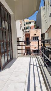 Balcony Image of 1000 Sq.ft 2 BHK Apartment / Flat for rent in Halasuru Bengaluru for Rs. 40000
