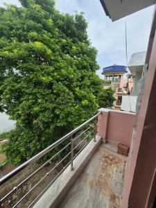 Balcony Image of 810 Sq.ft 2 BHK Builder Floor for rent in Shastripuram Agra for Rs. 5200