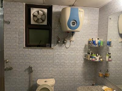 Bathroom Image of 2050 Sq.ft 3 BHK Apartment / Flat for sale in Amausi Lucknow for Rs. 11000000