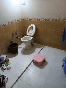 Bathroom Image of 850 Sq.ft 2 BHK Independent House for rent in Gotri Vadodara for Rs. 16500